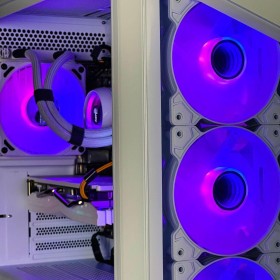 Игровой компьютер Ryzen 5 5600/RX 5700XT 8GB "CYBERPUNK ULTRA WHITE"