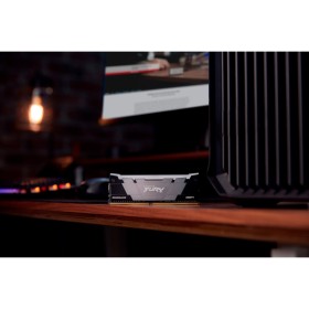 Модуль памяти для компьютера DDR4 16GB (2x8GB) 4600 MHz Renegade RGB Kingston Fury (ex.HyperX) (KF446C19RB2AK2/16)