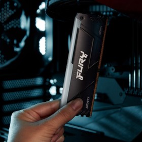 Модуль памяти для компьютера DDR4 8GB 3200 MHz Beast RGB Kingston Fury