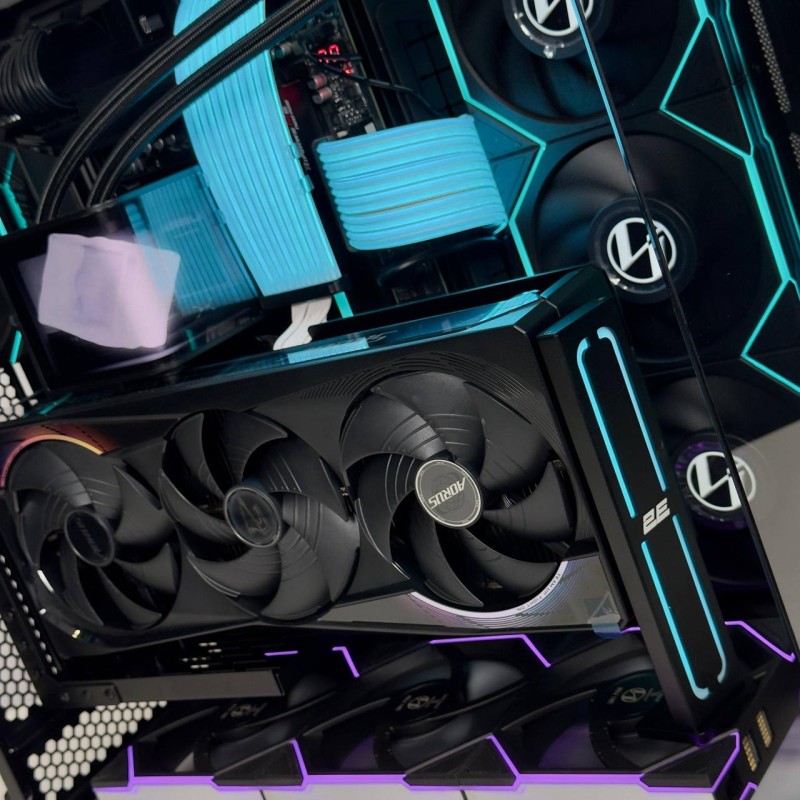 Игровой ПК компьютер AMD Ryzen 7 9800X3D | RTX 5090 32GB "QUANTUM"