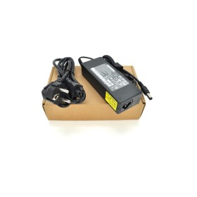Блок питания к ноутбуку Merlion TOSHIBA 75W 15V 5A, 6.3*3.0 (26325 / LTO75/15-6,36*3,0)
