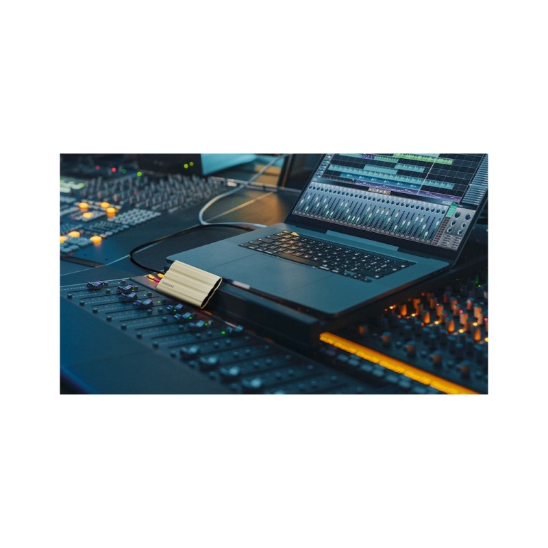 Накопитель SSD USB 3.2 2TB T7 Shield Samsung (MU-PE2T0R/WW)